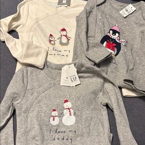 3 winter themed Gap 18-24 month onsies NWT